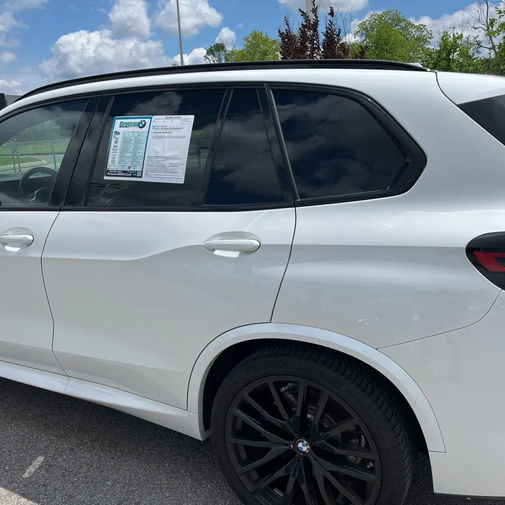 2024 BMW X5 M60i