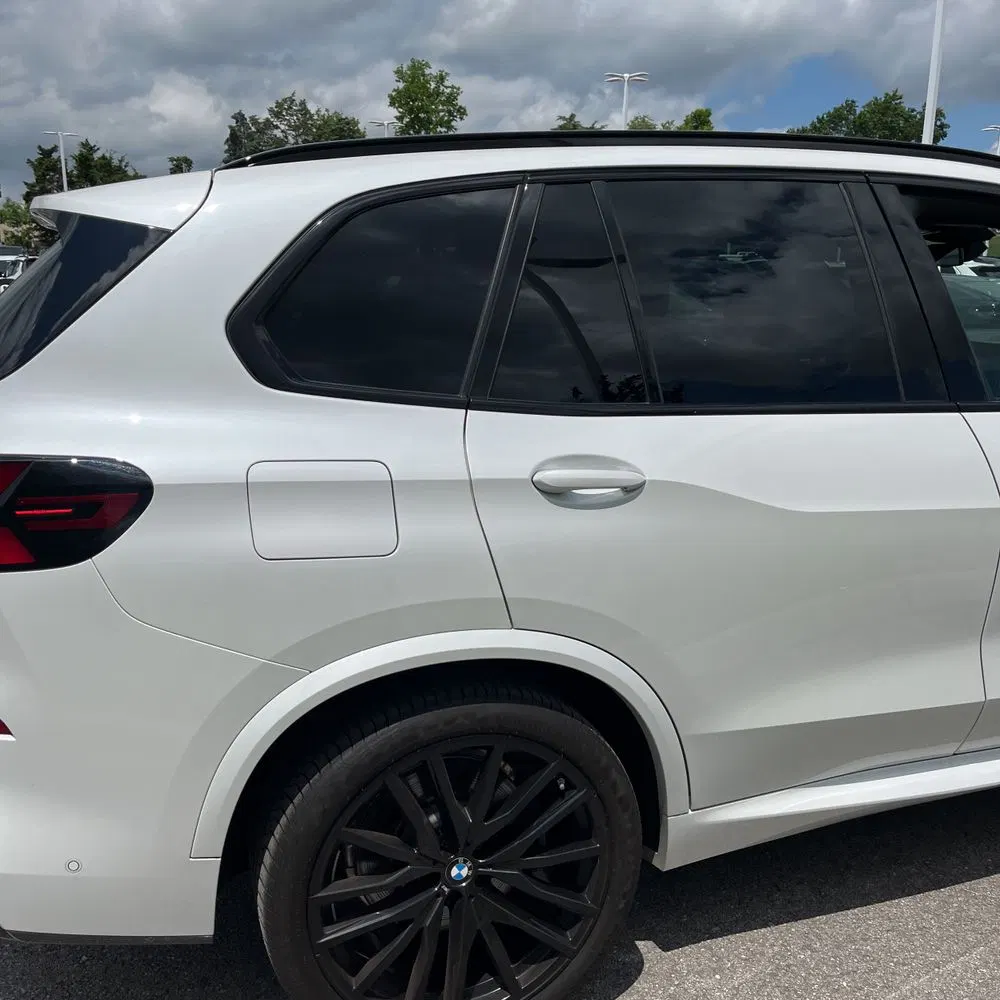 2024 BMW X5 M60i