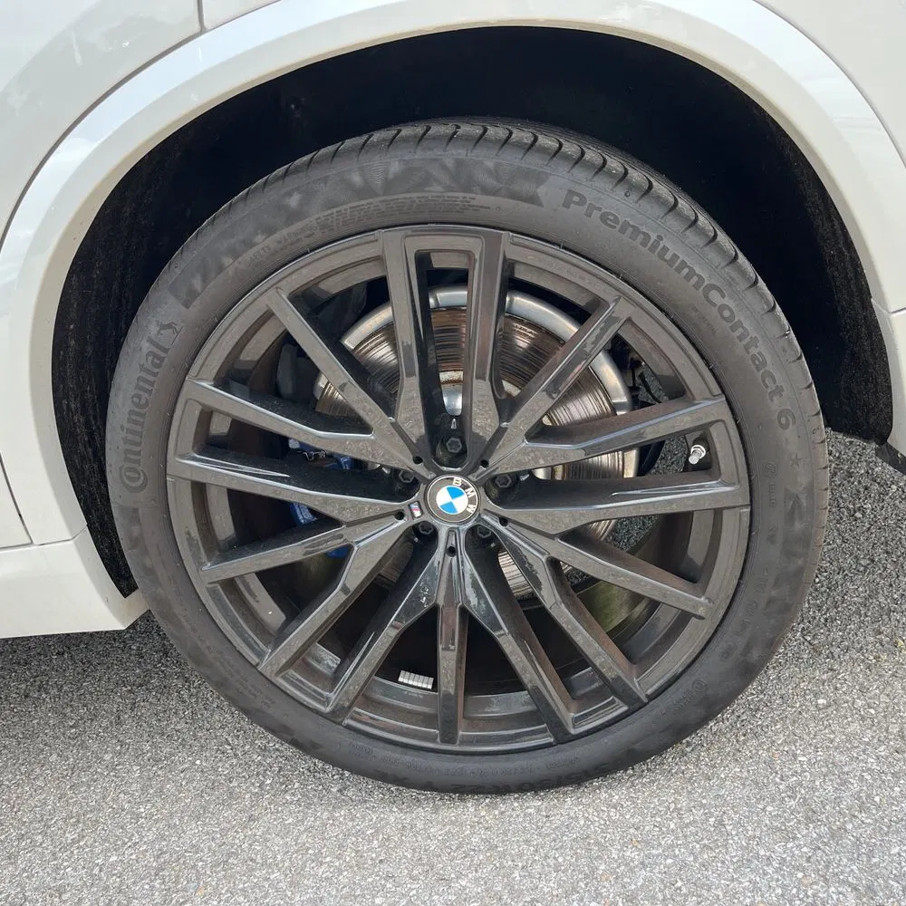 2024 BMW X5 M60i