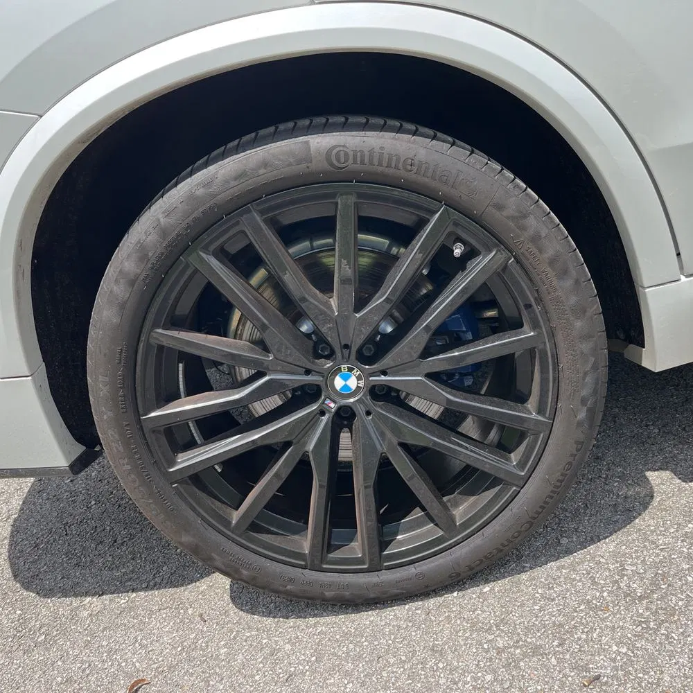2024 BMW X5 M60i