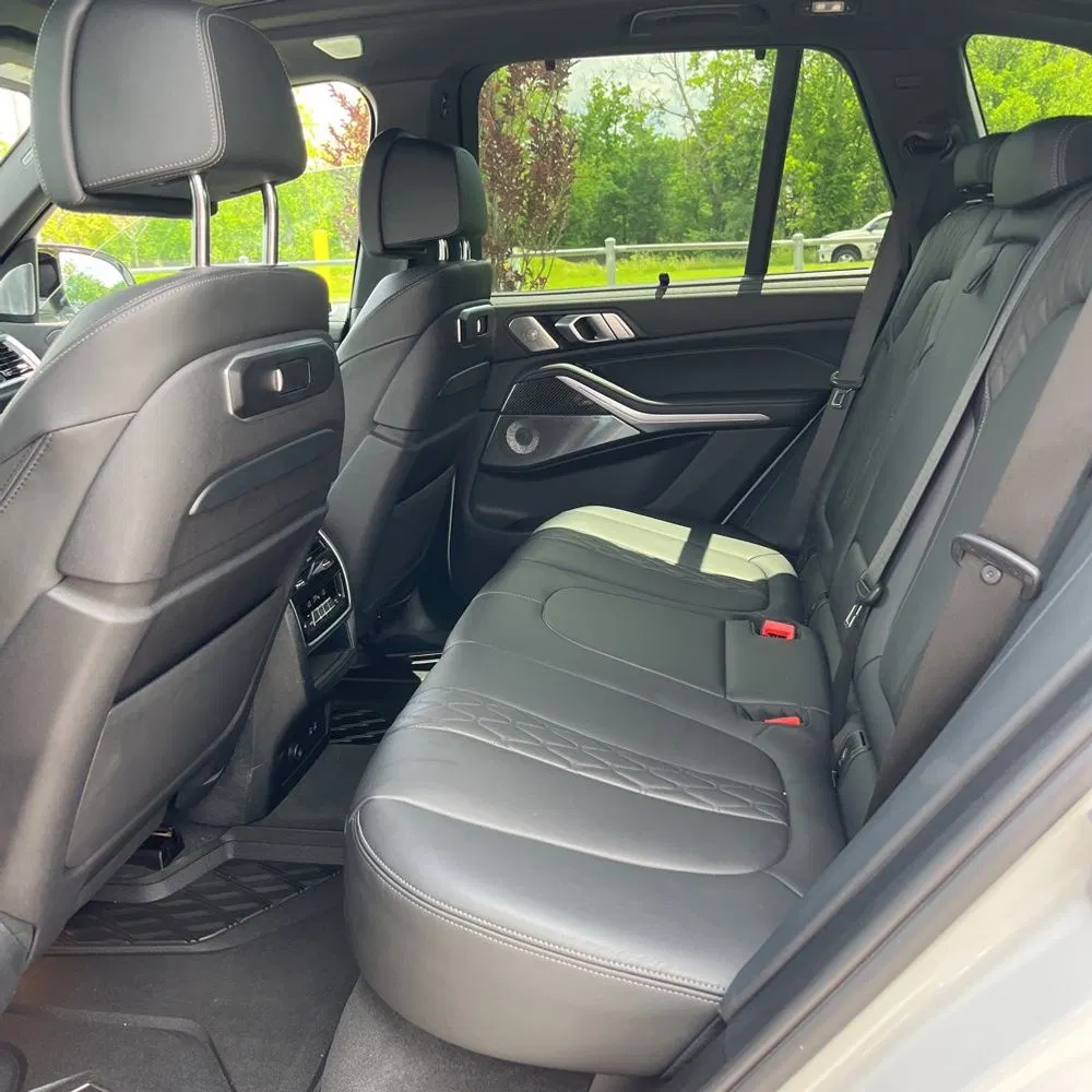 2024 BMW X5 M60i