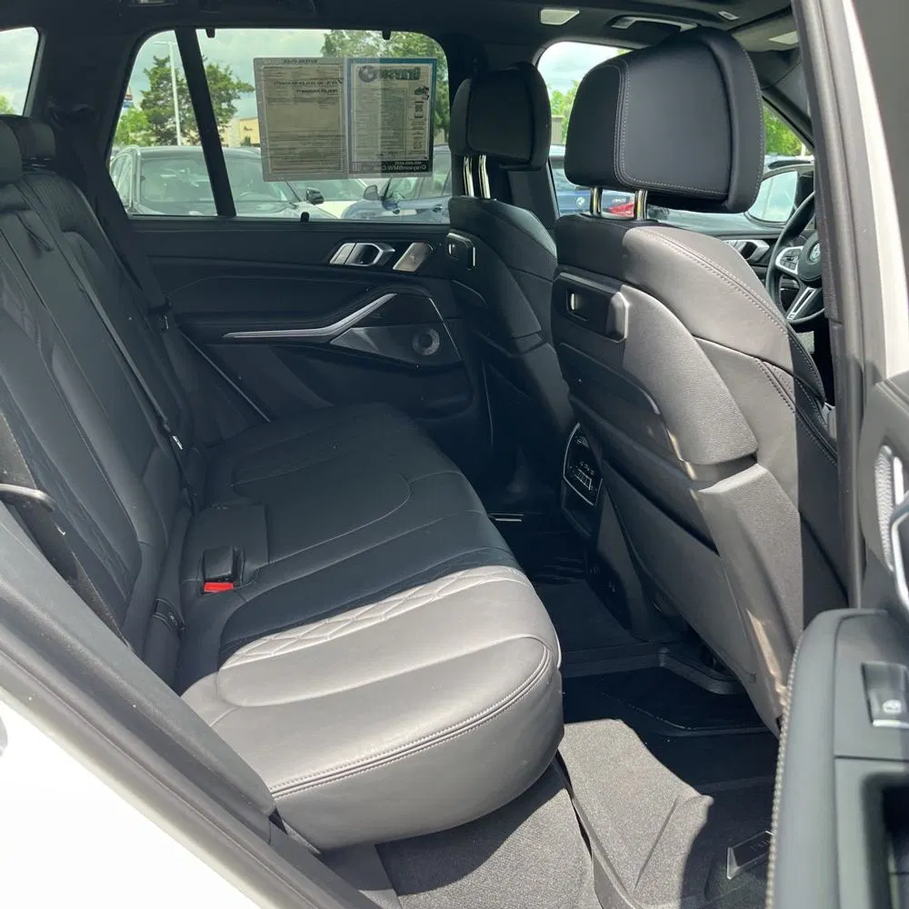 2024 BMW X5 M60i