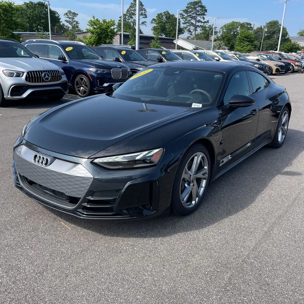 2022 Audi e-tron GT Premium Plus