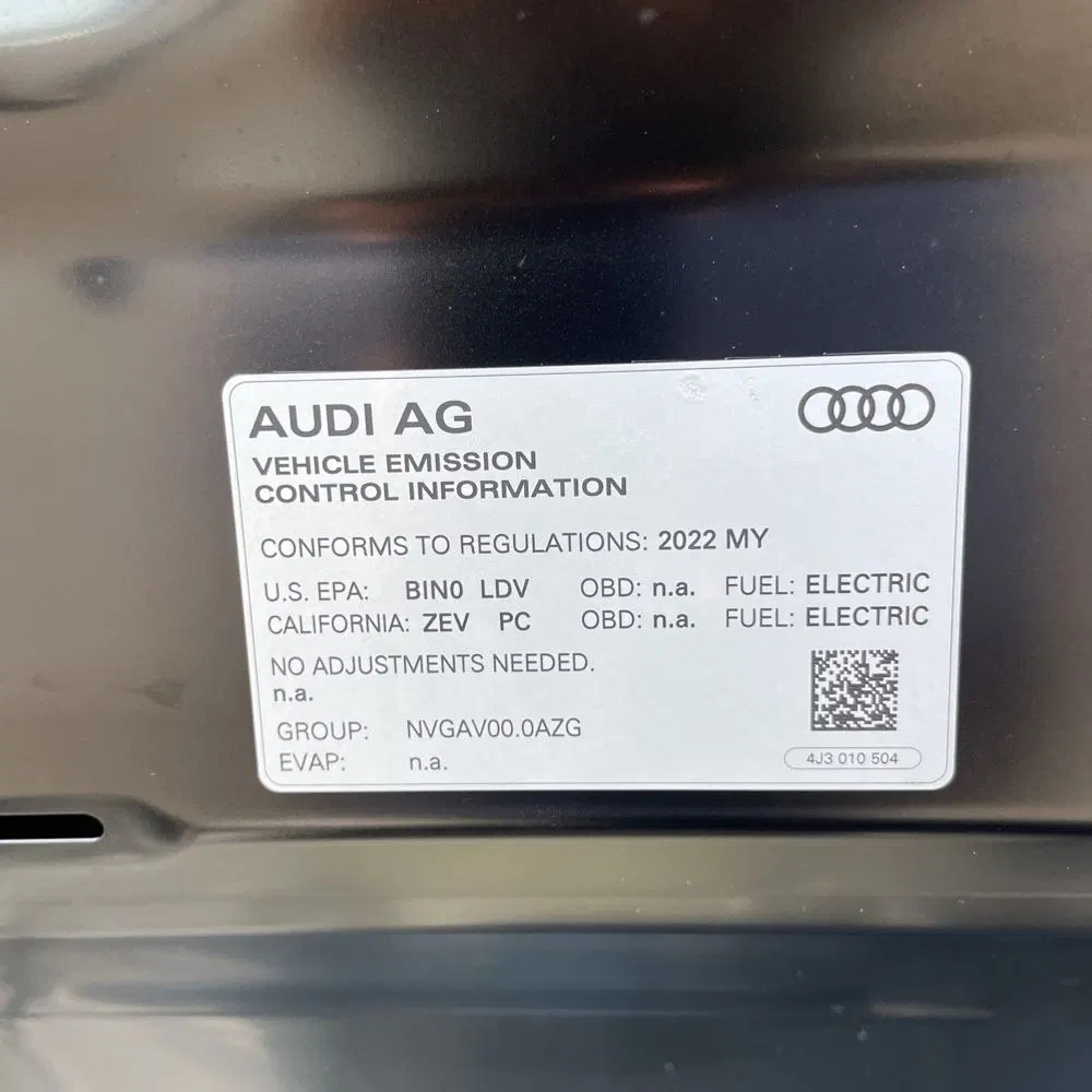 2022 Audi e-tron GT Premium Plus