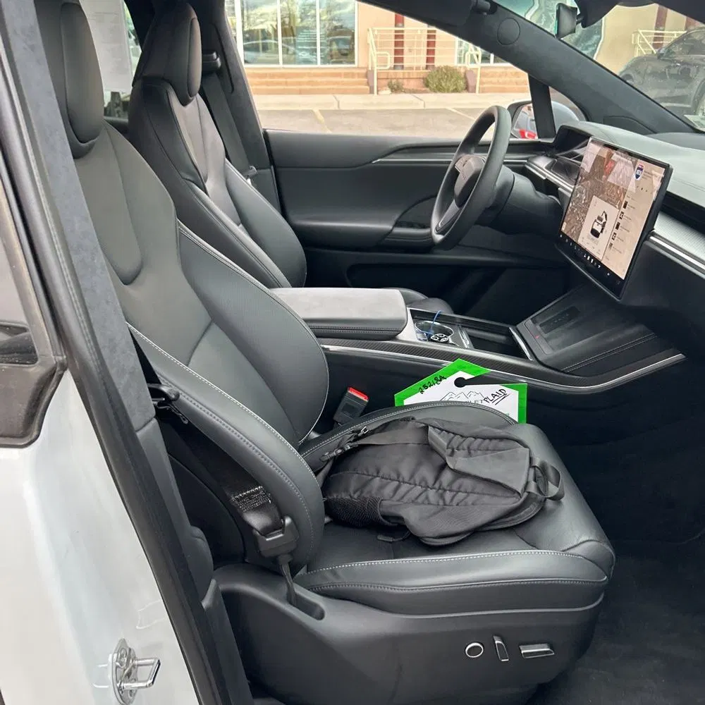 2023 Tesla Model X Plaid