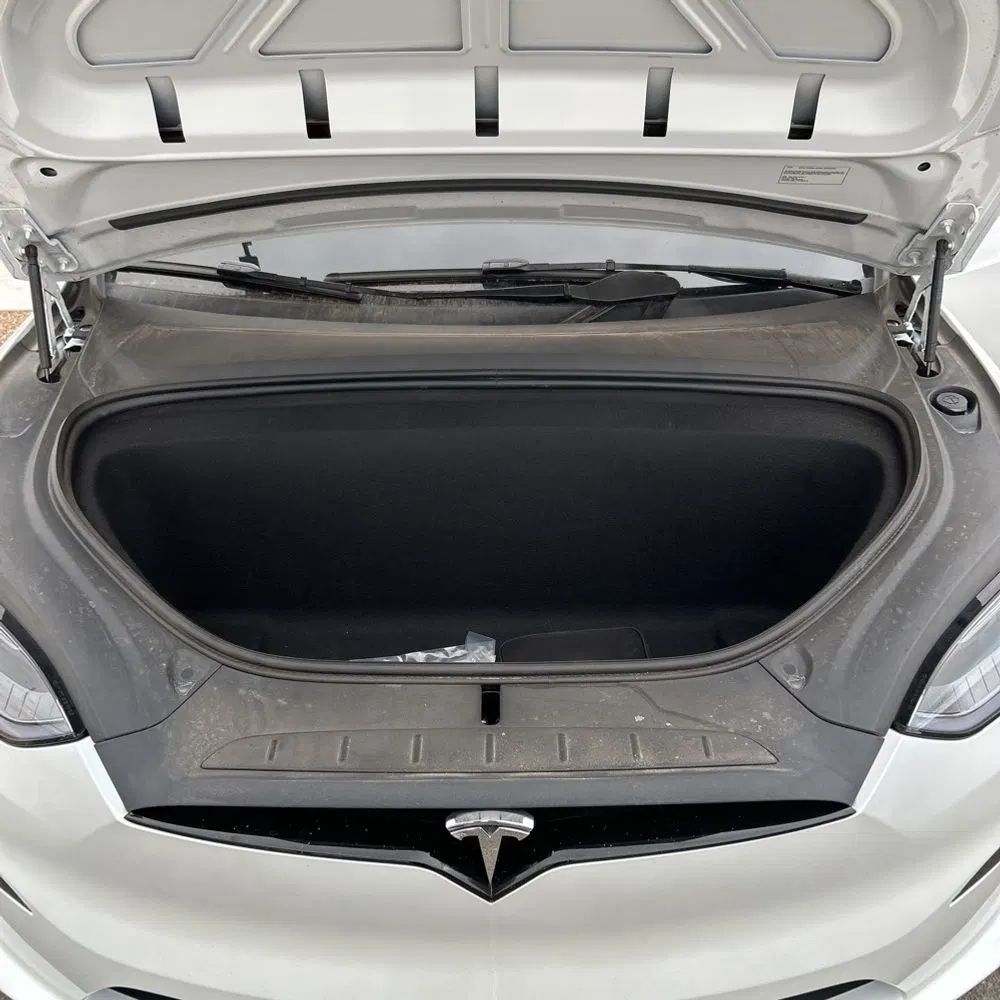 2023 Tesla Model X Plaid