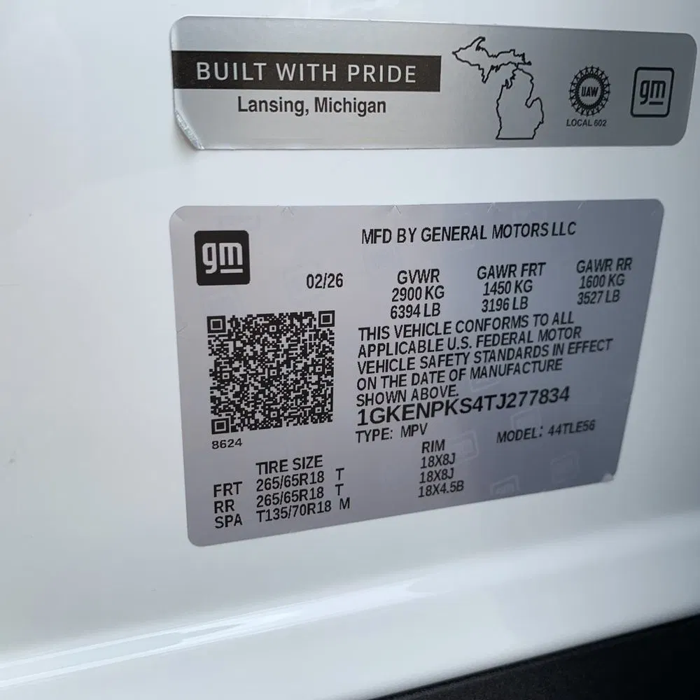 2026 GMC Acadia AT4