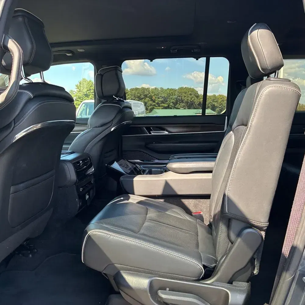 2023 Jeep Grand Wagoneer L Series II