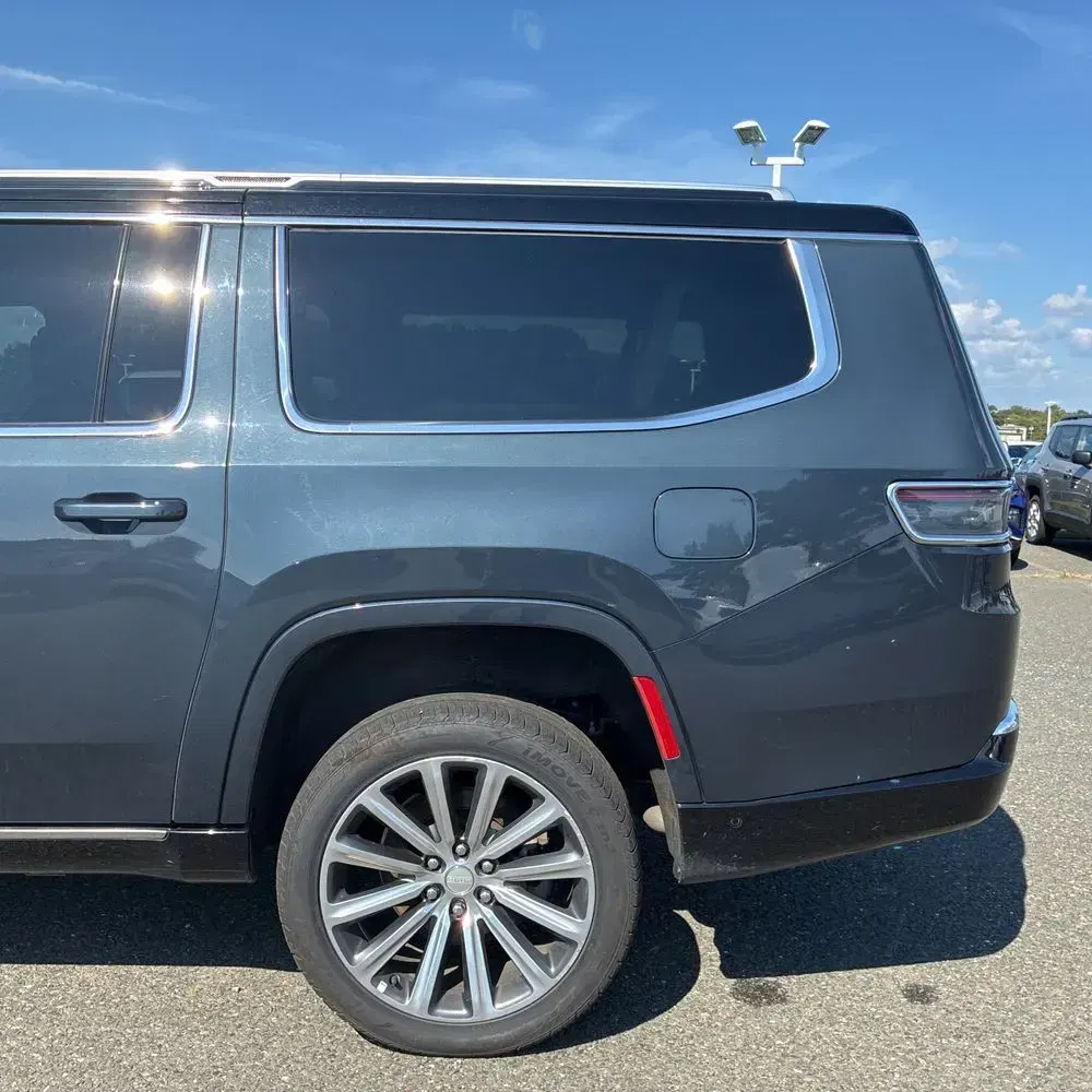2023 Jeep Grand Wagoneer L Series II