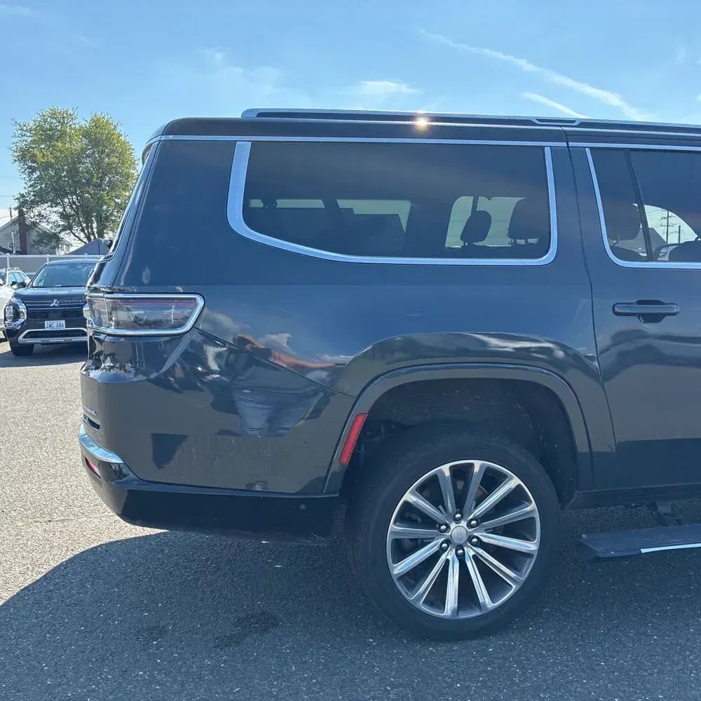 2023 Jeep Grand Wagoneer L Series II