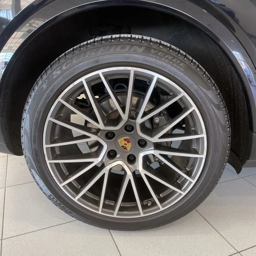 2022 Porsche Cayenne S Coupe