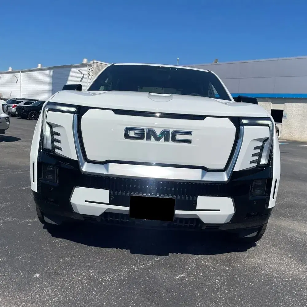 2025 GMC Sierra EV Denali