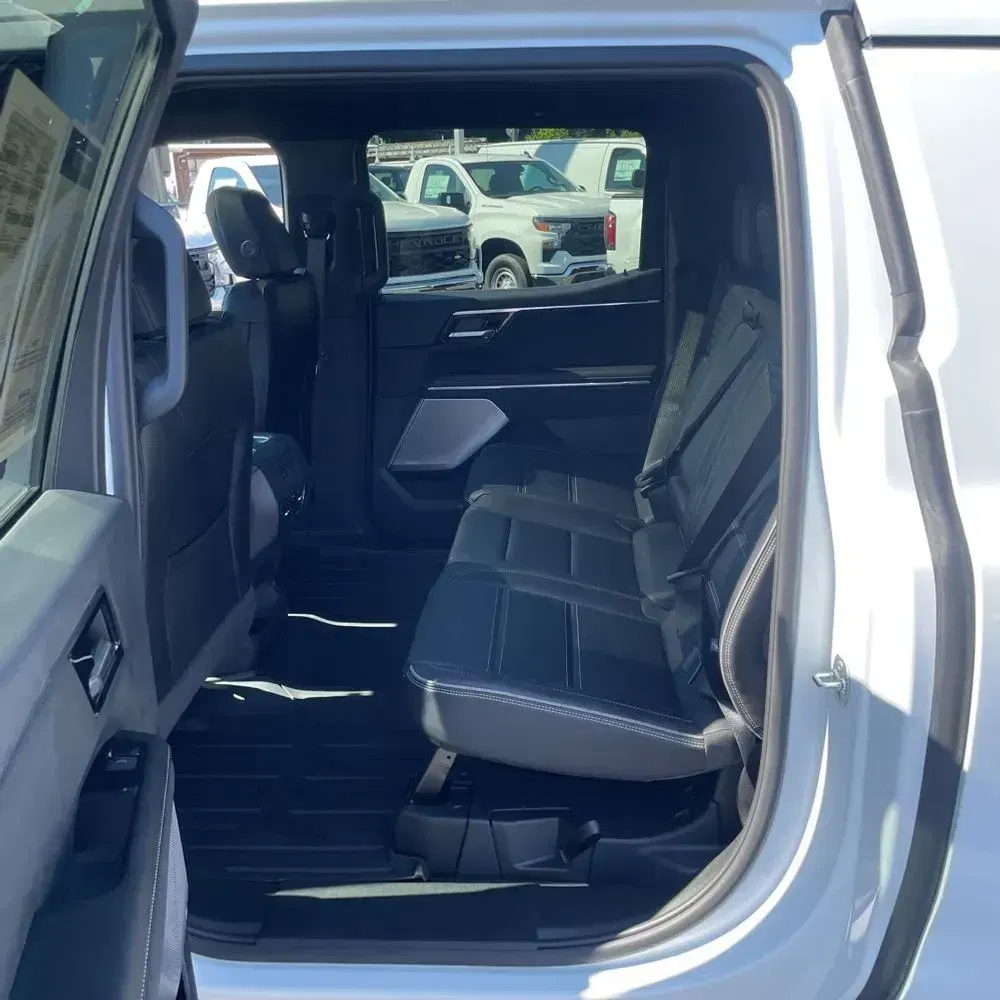 2025 GMC Sierra EV Denali