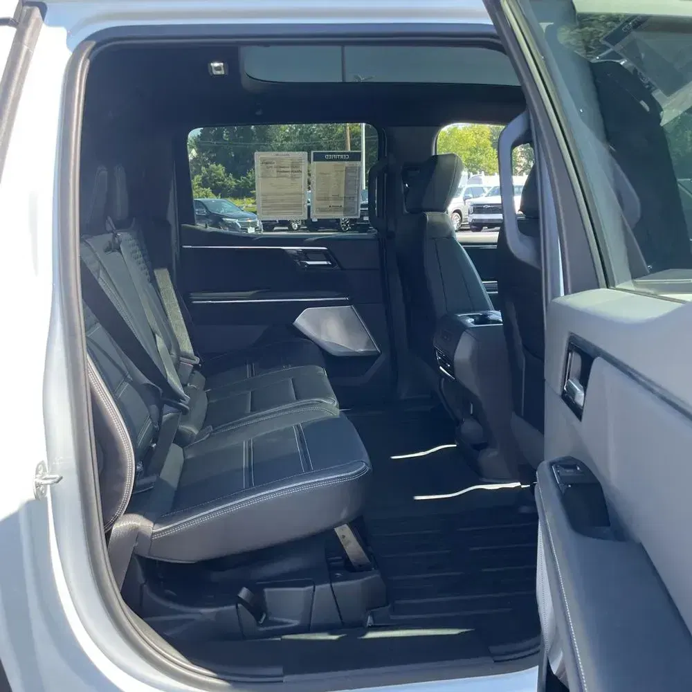 2025 GMC Sierra EV Denali