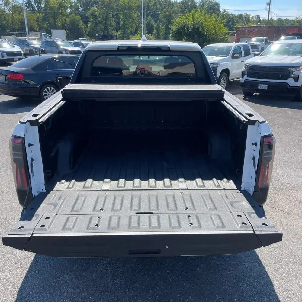 2025 GMC Sierra EV Denali