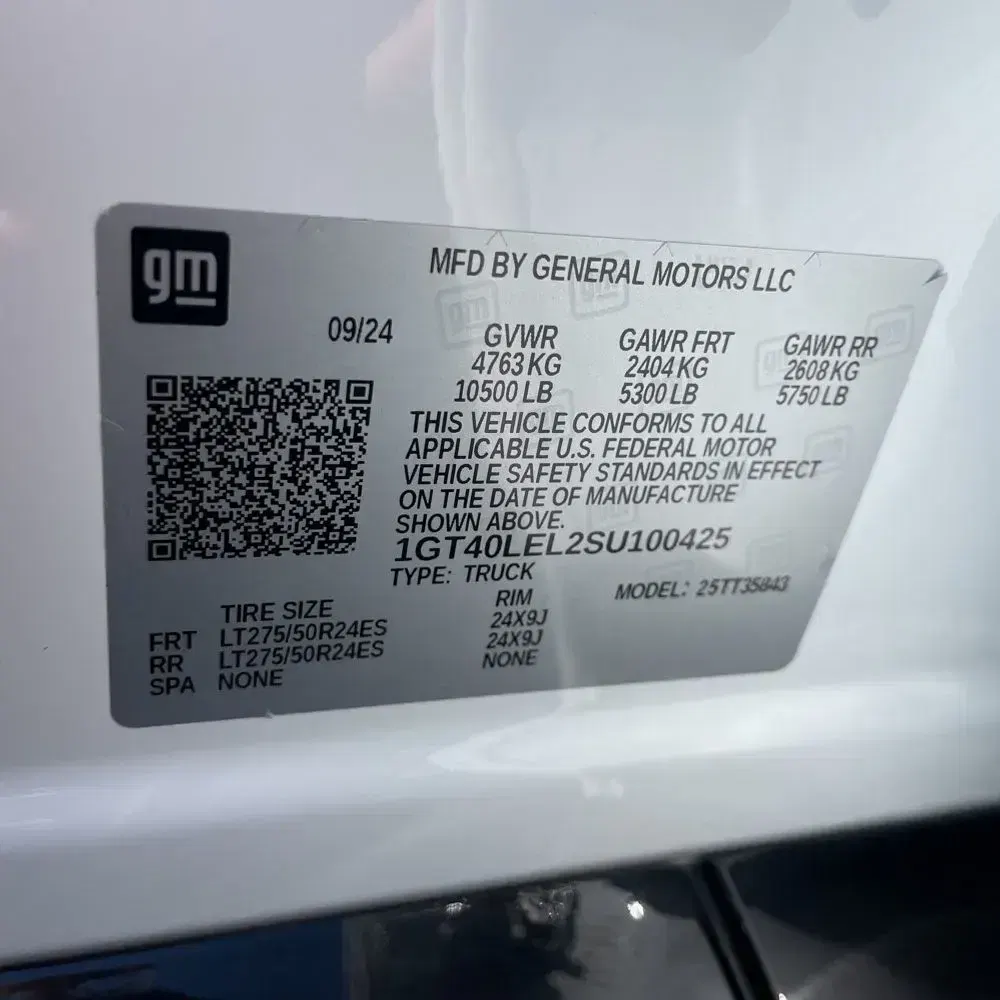 2025 GMC Sierra EV Denali