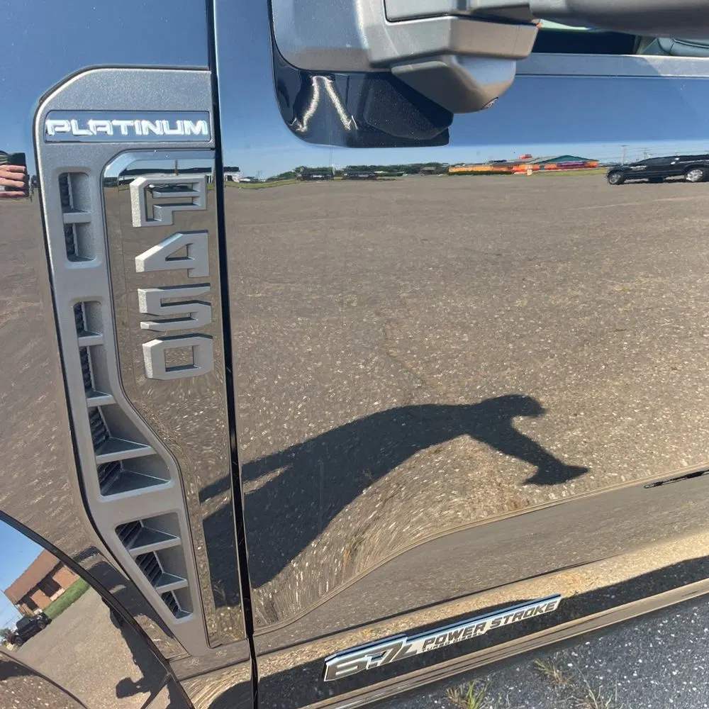 2025 Ford F-450 Super Duty Platinum