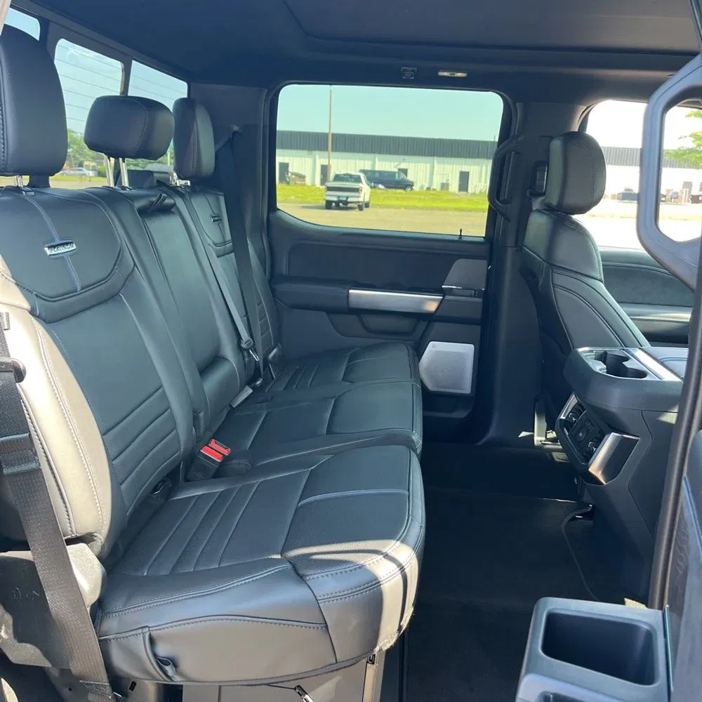 2025 Ford F-450 Super Duty Platinum