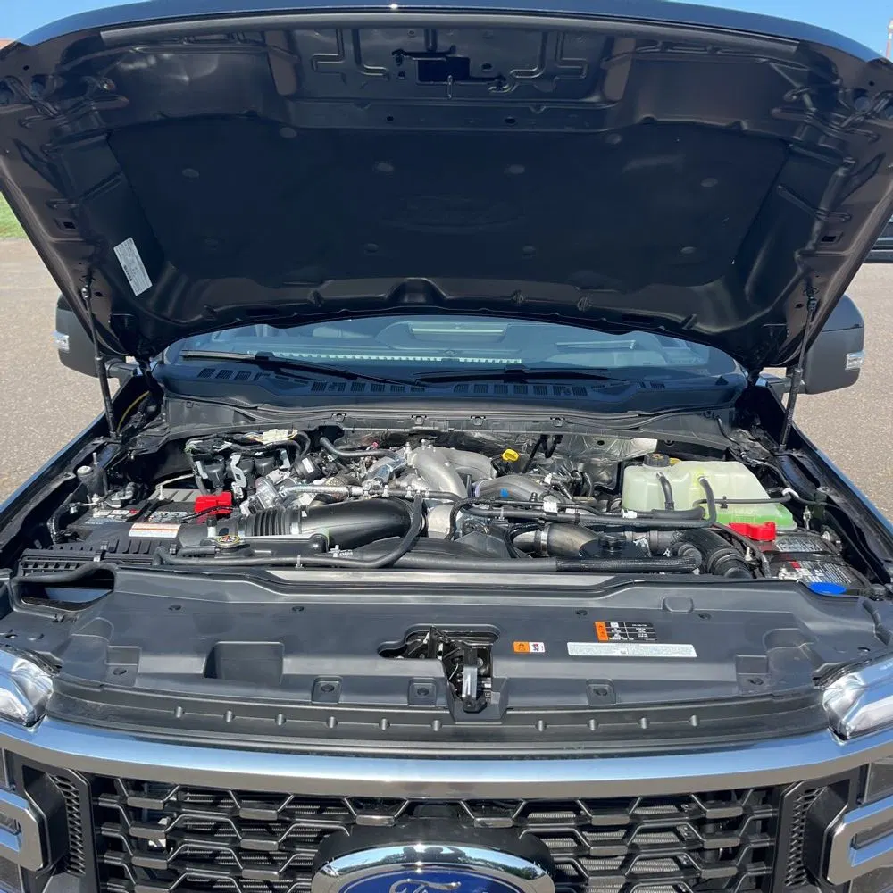 2025 Ford F-450 Super Duty Platinum