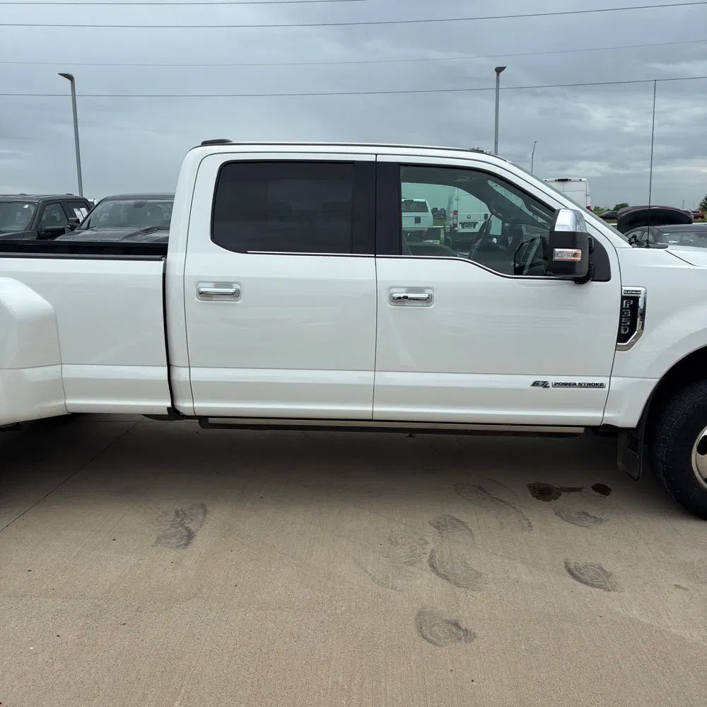 2020 Ford F350 S/D Platinum