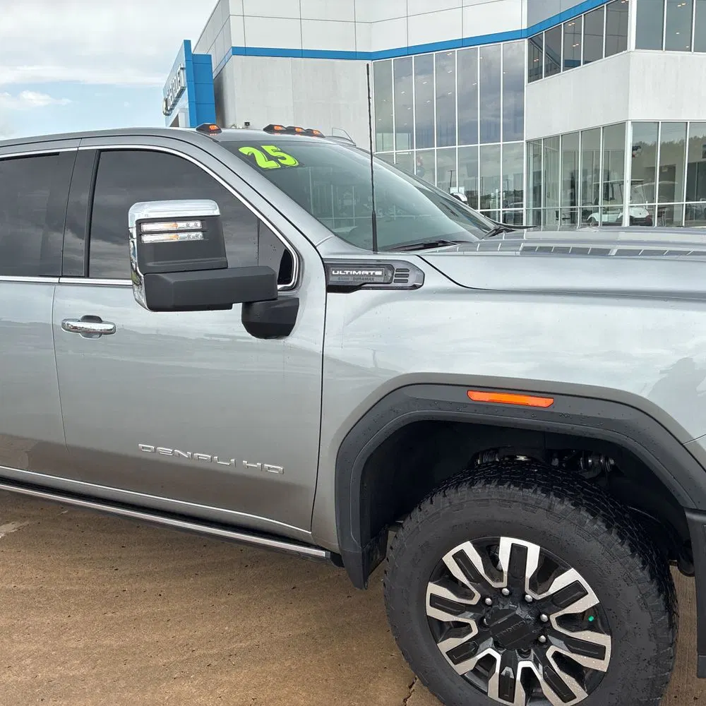 2025 GMC Sierra 2500HD Denali Ultimate