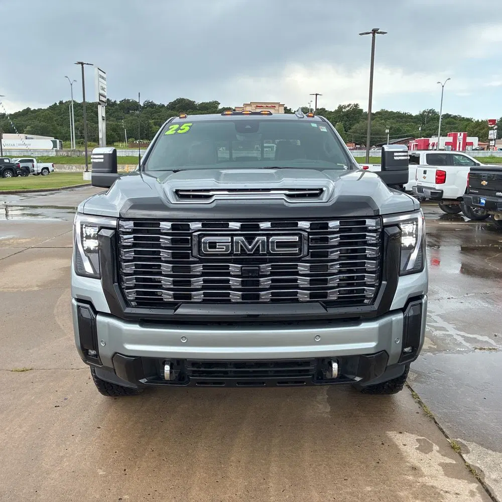 2025 GMC Sierra 2500HD Denali Ultimate