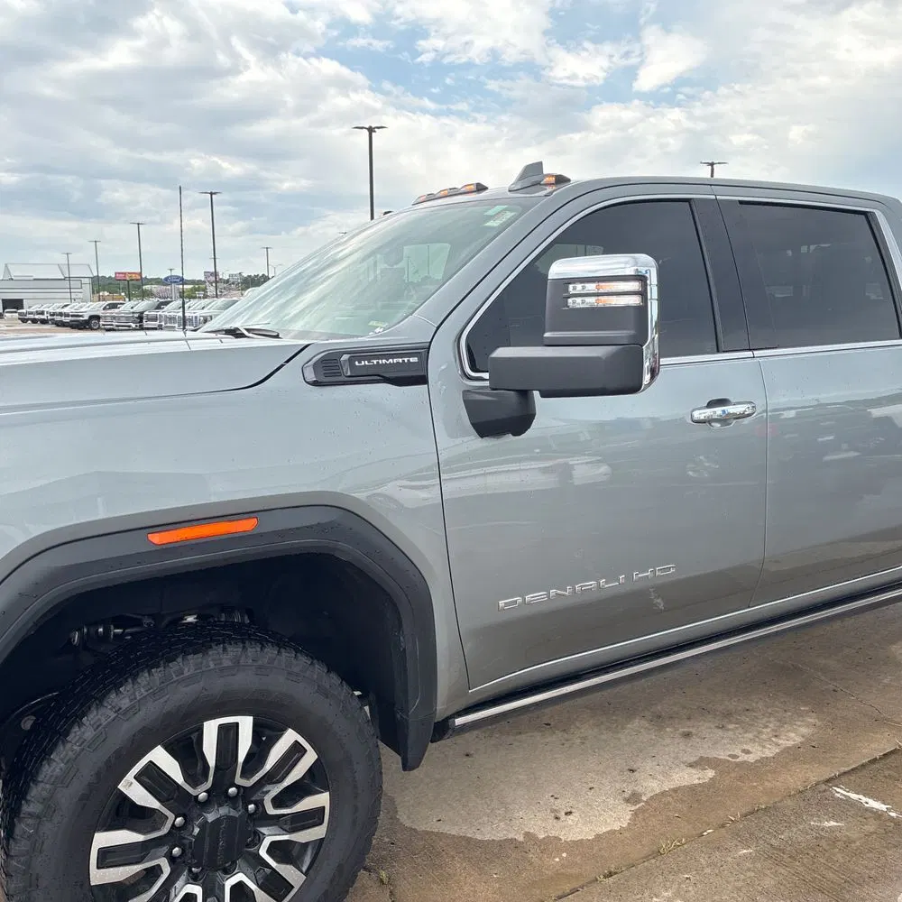 2025 GMC Sierra 2500HD Denali Ultimate