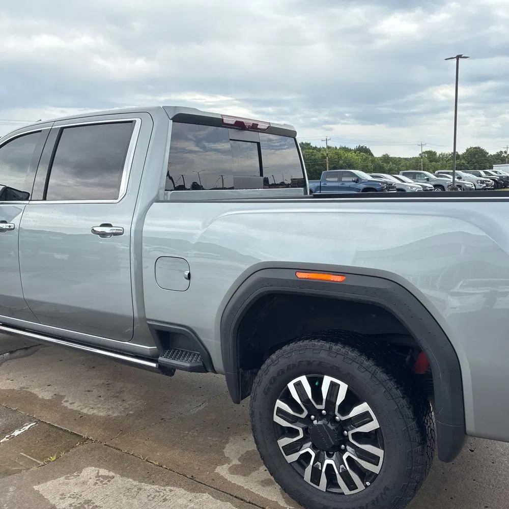 2025 GMC Sierra 2500HD Denali Ultimate