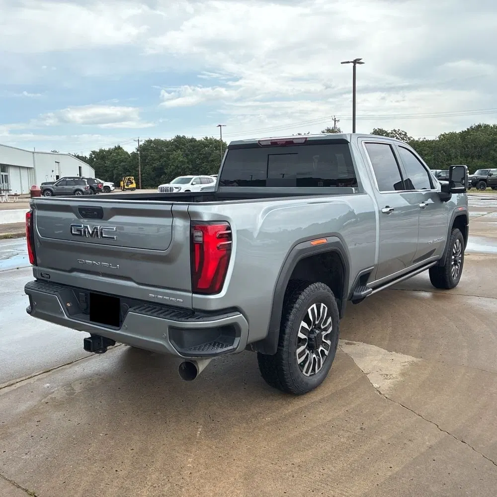 2025 GMC Sierra 2500HD Denali Ultimate