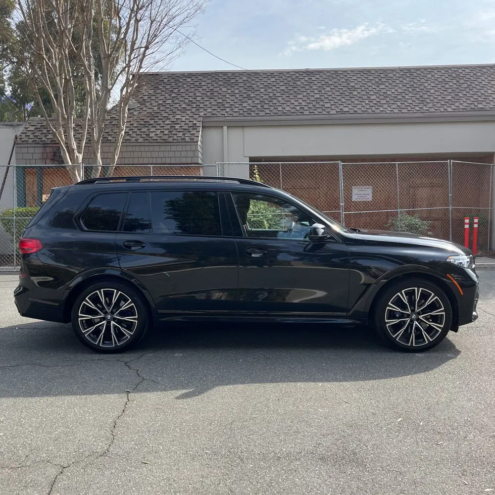 2020 BMW X7 M50i
