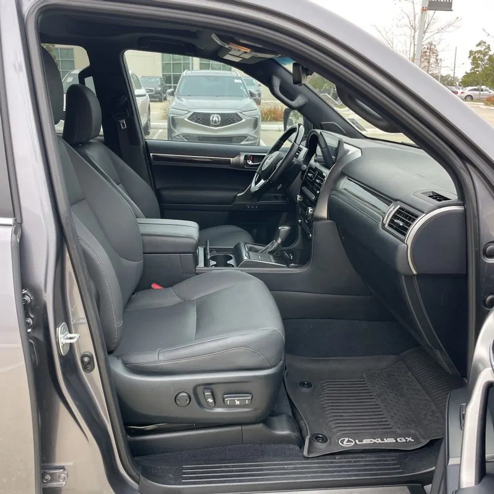 2023 Lexus GX 460 Base