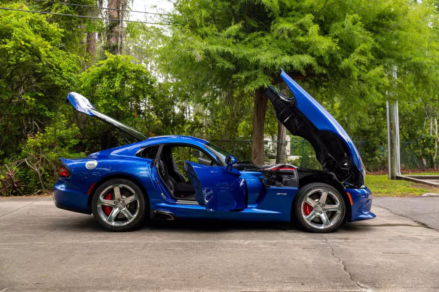 2013 Dodge Viper GTS Launch Edition