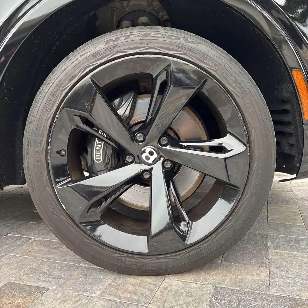 2018 Bentley Bentayga Base