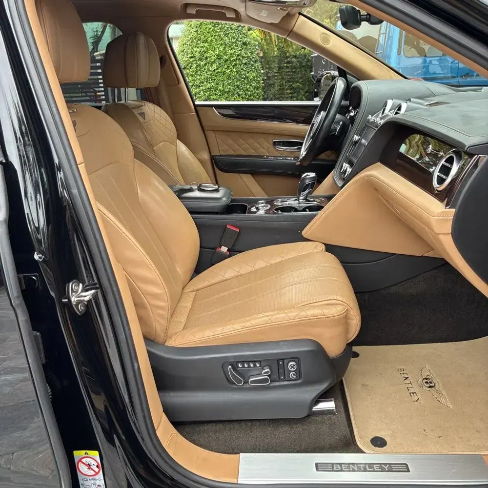 2018 Bentley Bentayga Base