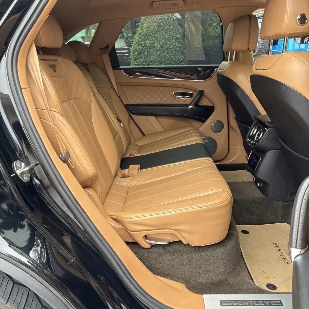 2018 Bentley Bentayga Base