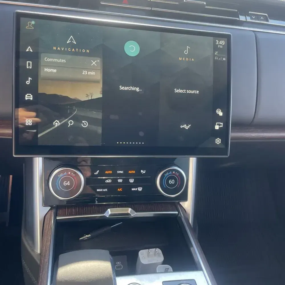 2023 Land Rover Range Rover P530 SE