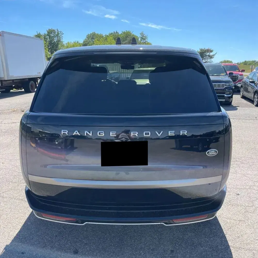 2023 Land Rover Range Rover P530 SE
