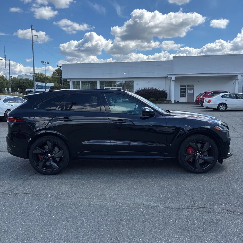 2023 Jaguar F-Pace SVR