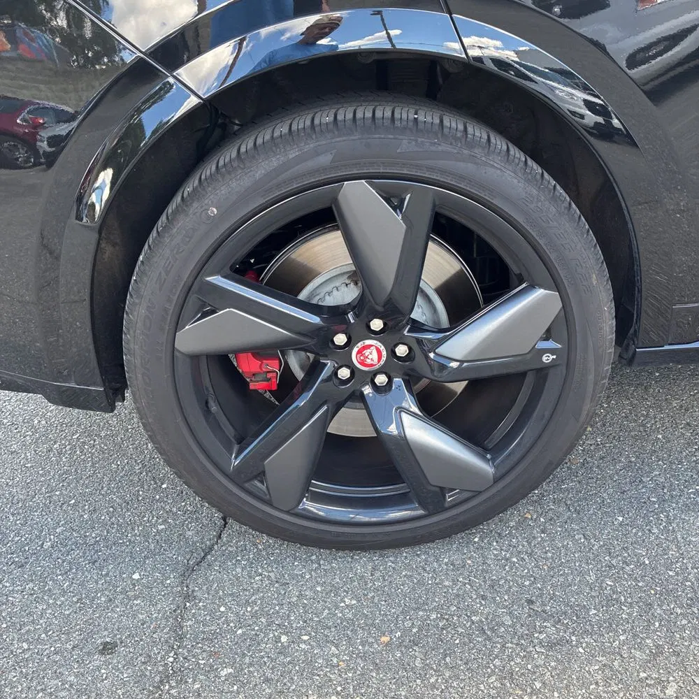 2023 Jaguar F-Pace SVR