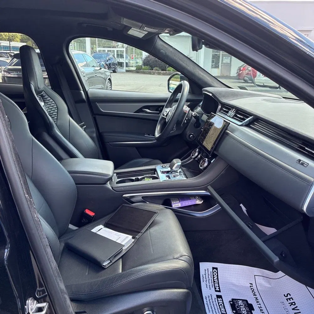 2023 Jaguar F-Pace SVR