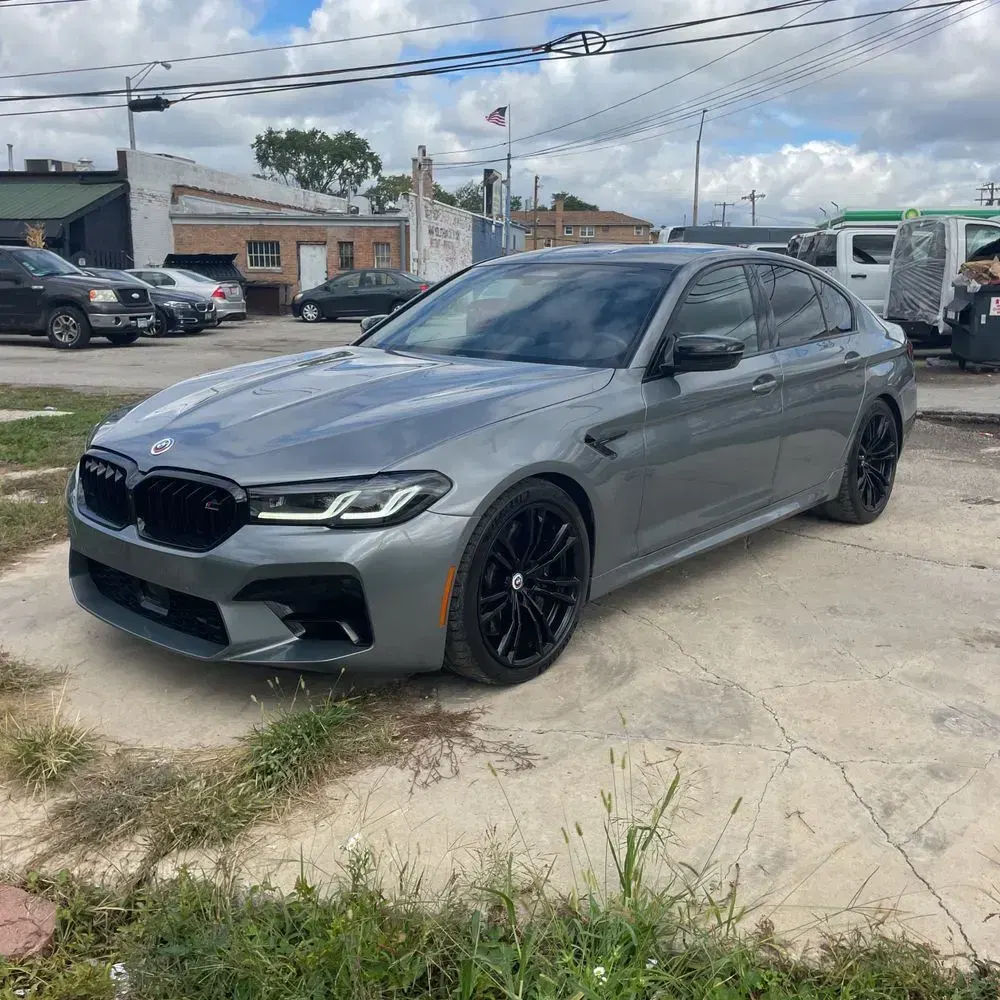 2023 BMW M5