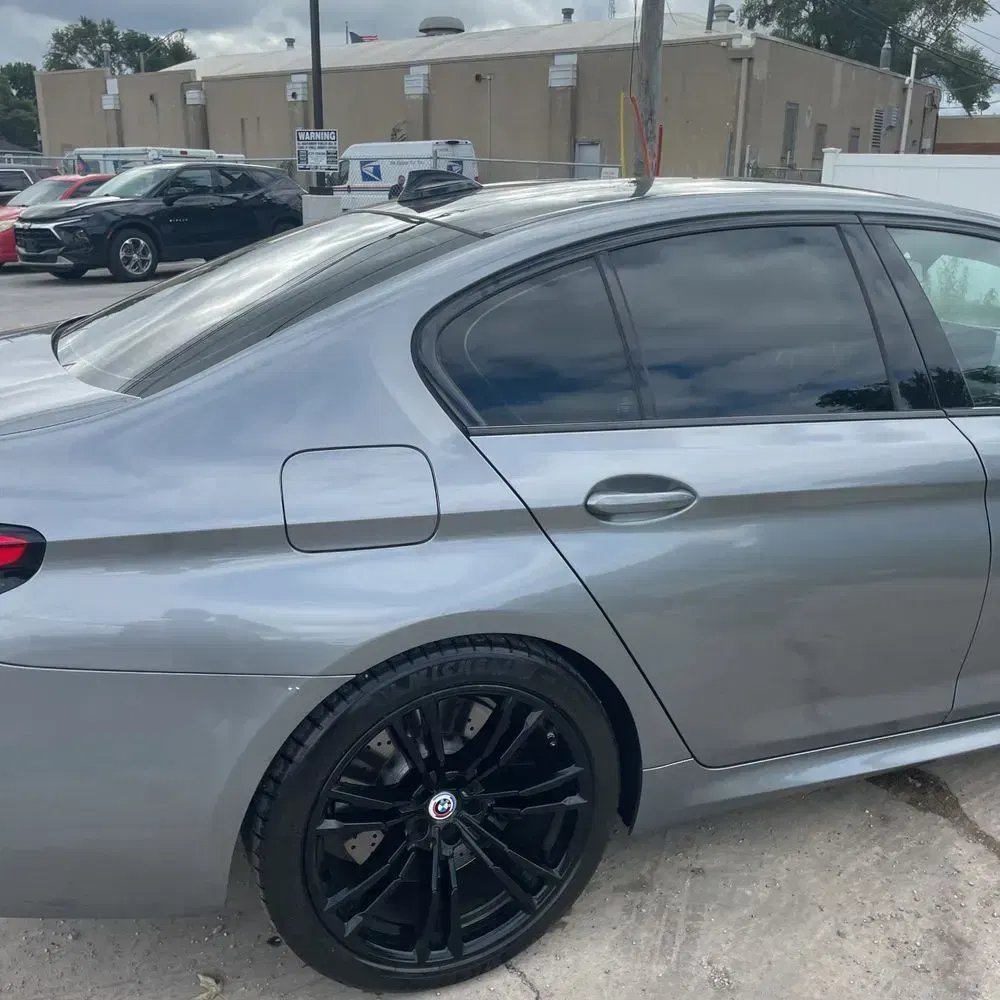2023 BMW M5