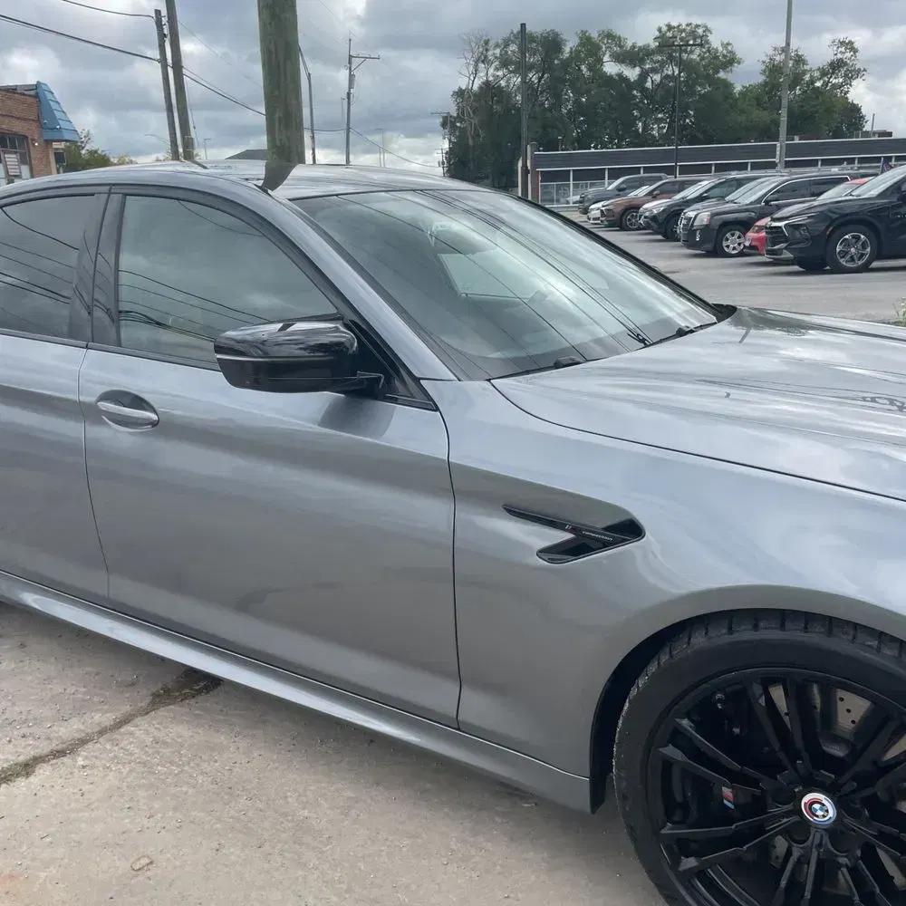 2023 BMW M5
