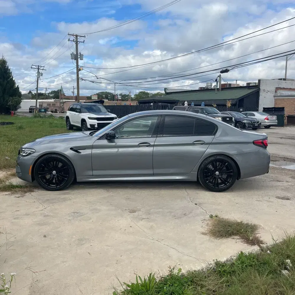 2023 BMW M5
