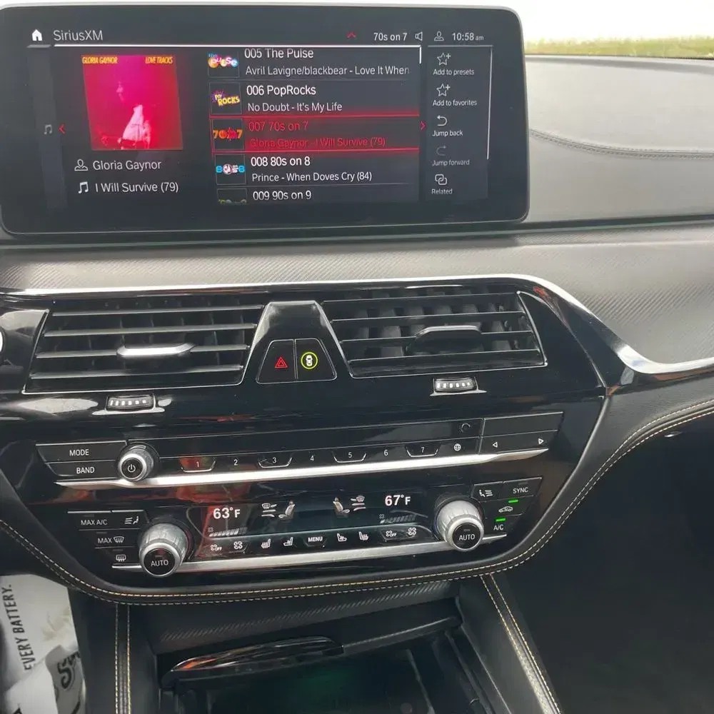 2023 BMW M5