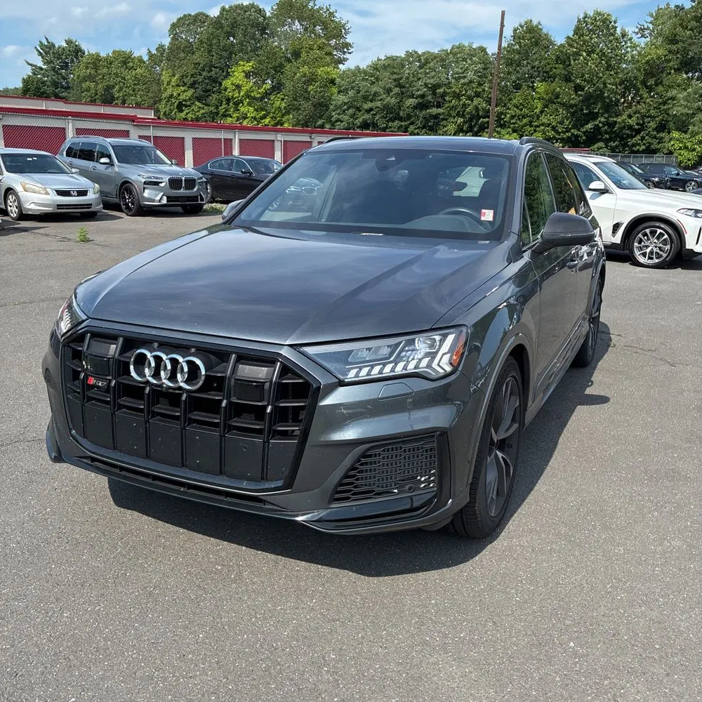 2024 Audi SQ7 Premium Plus