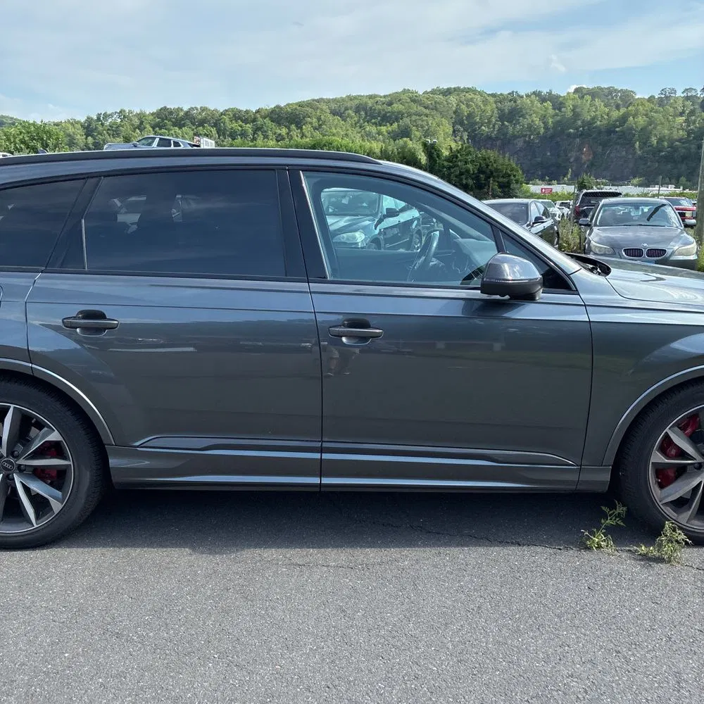 2024 Audi SQ7 Premium Plus