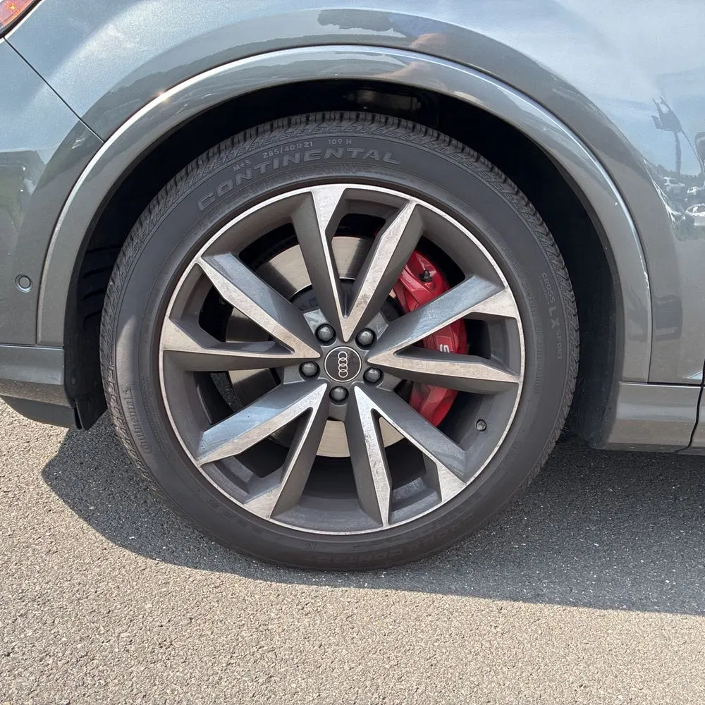2024 Audi SQ7 Premium Plus