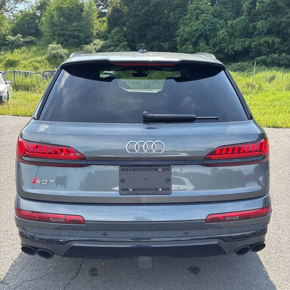 2024 Audi SQ7 Premium Plus