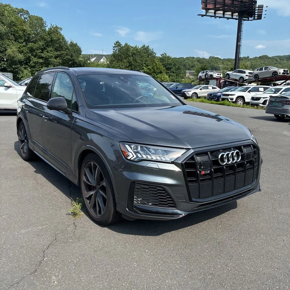 2024 Audi SQ7 Premium Plus